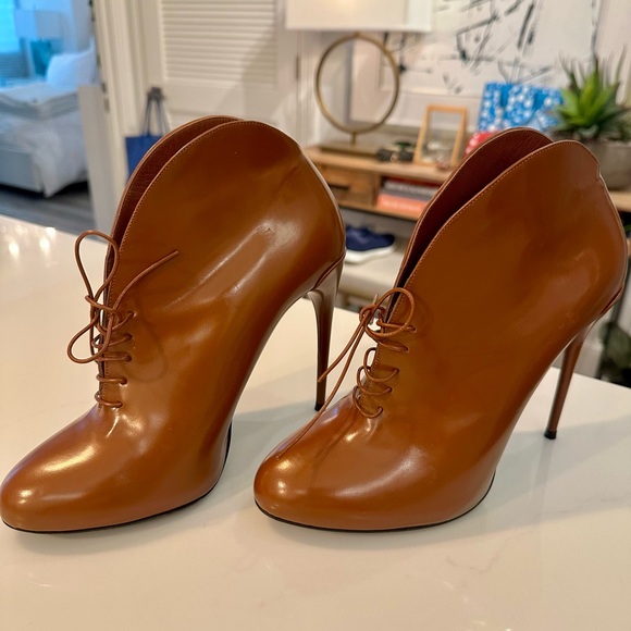 Gucci Boots - Picture 1 of 7